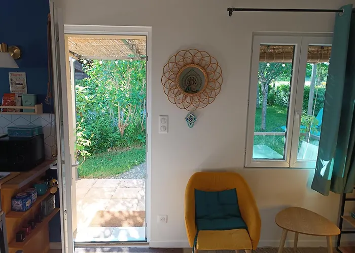 בית נופש Le Soleillou - A 10 Mn De Sarlat -1151 Route Des Endrevies, *